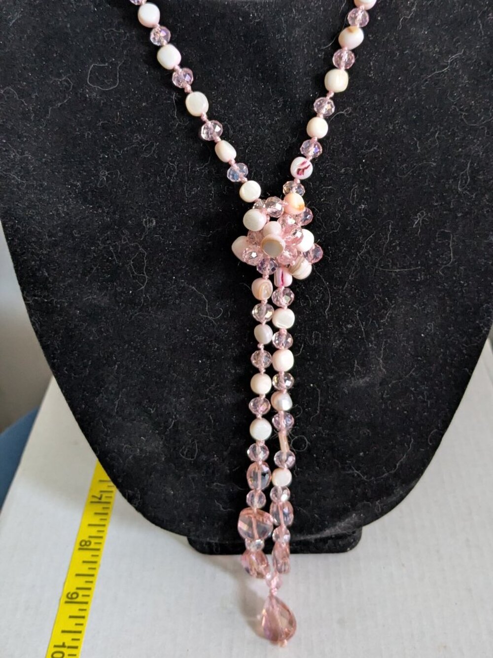 Vintage MOP Mother of Pearl Individual Knotted Faceted Glass Flapper Necklace